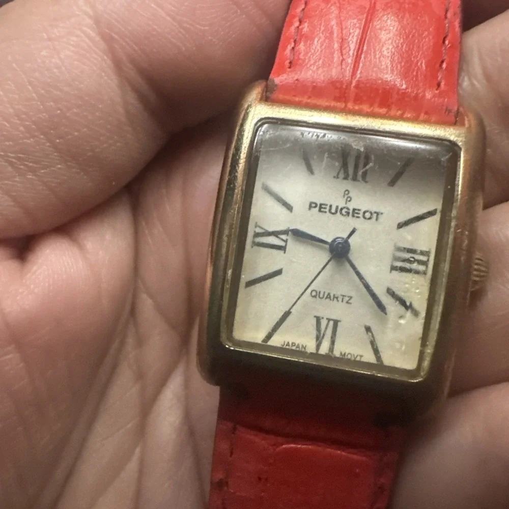 Works Peugeot 3036 Women's Tank Watch Red Croc‎ Leather Strap Roman Quartz 27mm